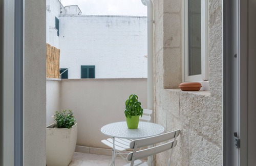 Ostuni Historic Centre Apartment | Casetta Biancapietra by Wonderful Italy