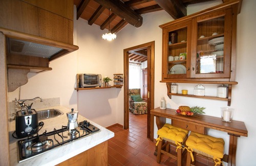 Nozanno Apartment | Casetta di Butia, Ginestra apartment with pool