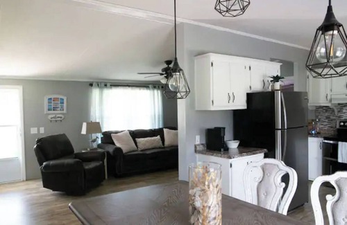 Harkers Island House | Cash’s Cottage - Harkers Island