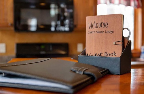 Lead Cabin | Cash Sluice Lodge