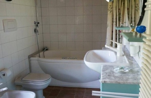 Castelnuovo Berardenga Other | Casina di Arceno: Farmhouse Sleeps 6, shared pool - Stunning views