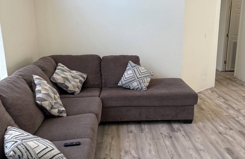 Havasu Lake House | casino river house family, friendly minutes from boat launch, casino and stores