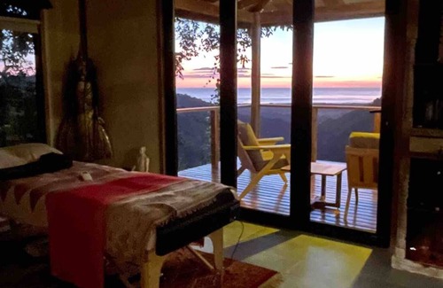 Rio Seco Cabin | Casita Almendronn