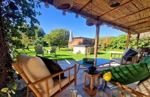 Cartama Apartment | Casita Cártama vakantiehuis met privé jacuzzi