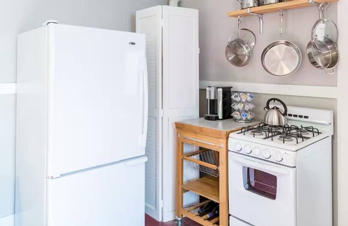 Tucson Apartment | Casita Cerquita: one half block to the U of A