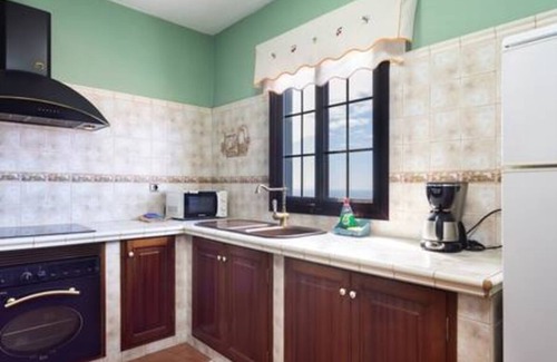Los Llanillos Apartment | Casita del Lomo, Terrace & BBQ