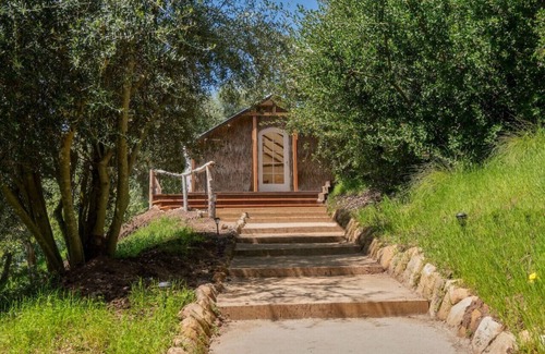 Foothill Apartment | Casita Eco-Glamping Santa Barbara Prime Location 4 people
