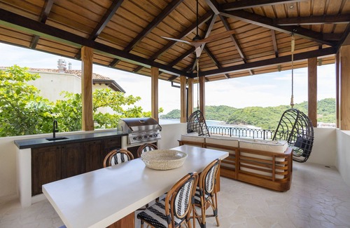 Las Catalinas Apartment | Casita in LC located next to Casa Chameleon private terrace and amazing views