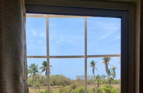 Acapulco House | Casita PuntaMar Diamant quiet and cozy space near the beach, barra vieja