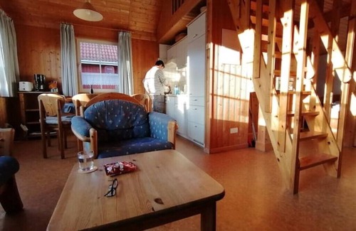 Userin Apartment | Casita - Swedish house with fireplace and own canoe