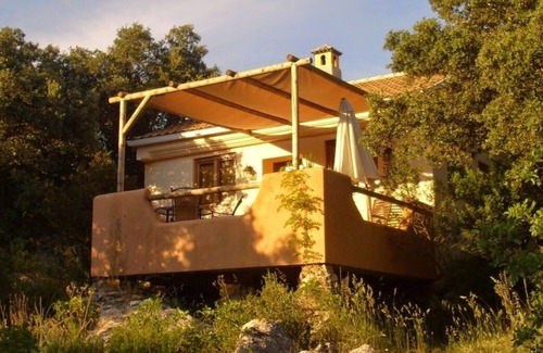 Zafarraya Cottage | Casita with mountain views, jacuzzi and pool