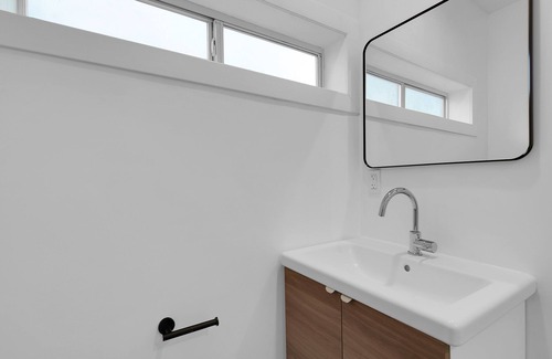 Palms Apartment | Casita with private gated entrance