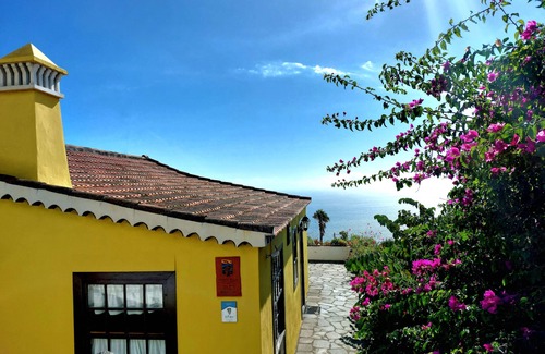 Malpaises Cottage | Casita with sea views and barbecue in Villa de Mazo, La Palma