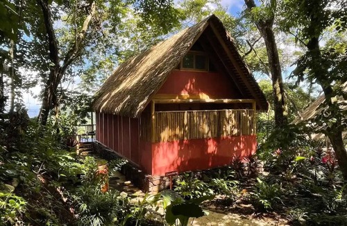 Rio Seco Cabin | Casitas Cocobolo up to 4 guestsnn