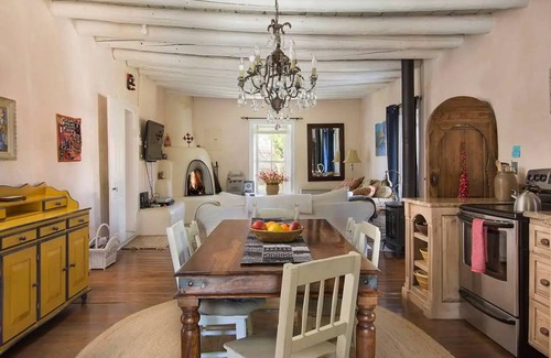 Taos House | Casitas Encantadas - Charming home with Hot Tub in Taos