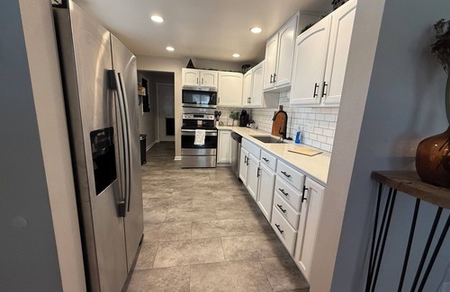 Casper House | Casper Cozy Corner is a newly remodeled home just steps from downtown Casper!