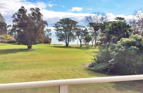 Soldiers Point House | Castaways Beachfront house