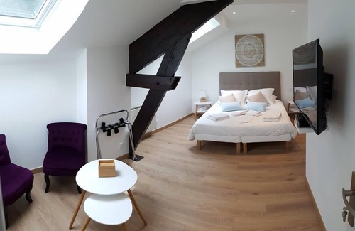 Bayeux House | Castel Bayeux Guesthouse