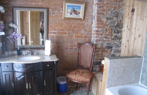 Vieux-Quebec-Cap-Blanc-colline Parlementaire Bed & Breakfast | Castel d'Amérique Française
