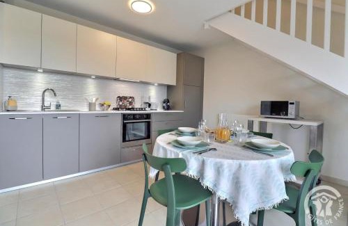 Chateaubourg House | Castel'lie