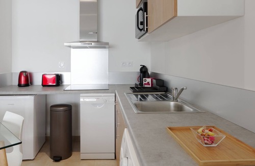 La Joliette Apartment | CASTEL - T2 with private parking between Old Port and Joliet