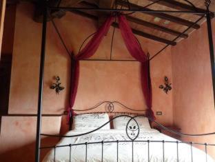 Giomici Apartment | Castello Di Giomici