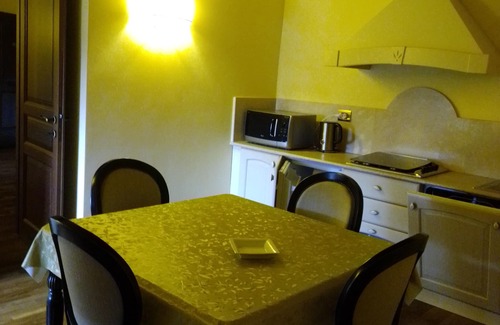 Izzalini Apartment | Castello Izzalini Todi Resort "Apt 14"