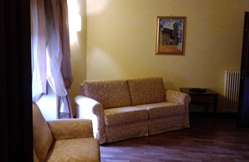 Izzalini Apartment | Castello Izzalini Todi Resort "Apt 14"