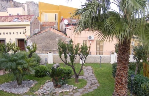 Milazzo Bed & Breakfast | Castello room in the heart of the old town