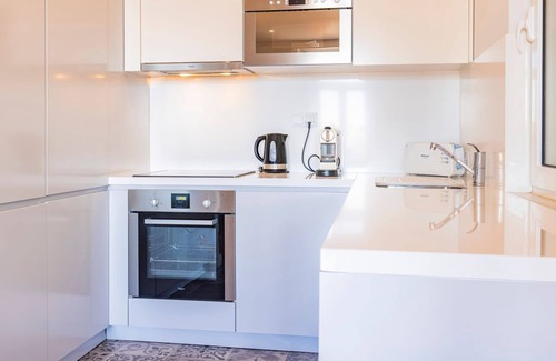Sao Cristovao e Sao Lourenco Apartment | Castelo Design Apt W/Balcony & View by LovelyStay