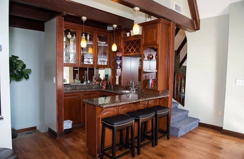 Los Cerritos House | Castle Aldea Great for Family Reunions, Large Groups, Business Meeting Workshops