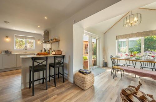 Thornham House | Castle Bungalow