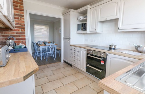 Weymouth Cottage | Castle Cove Cottage
