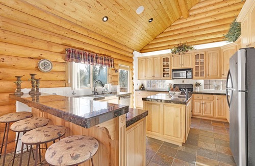 Castle Glen Estates Cabin | Castle Crag Log Cabin Big Bear~ Hot Tub~ Games~
