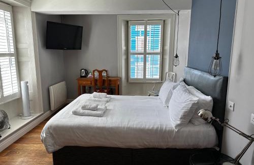 Aberaeron House | Castle Hotel