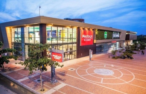 Pie del Cerro Apartment | Castle house