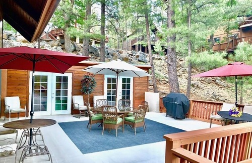 Munds Park House | Castle In The Pines - 5BR 4bath, 3600 sq ft, 3 levels, best amenities in town!