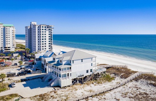 Orange Beach East House | Castle in the Sand East & West (2 Properties - 18 Bedrooms)