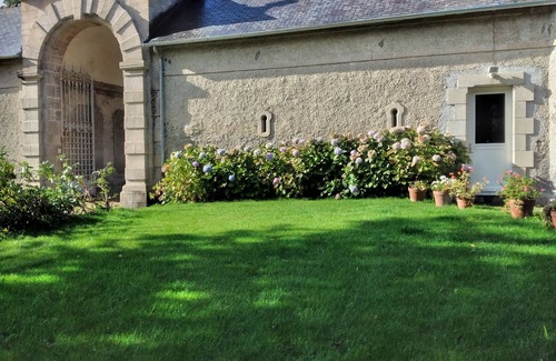 Morlaix House | Castle outbuilding sleeps 6