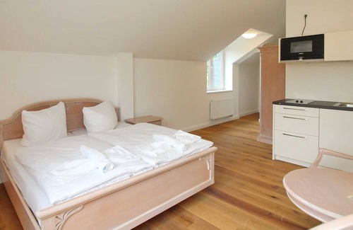 Hohendorf Apartment | Castle Studio WE 26 - Hohendorf Castle