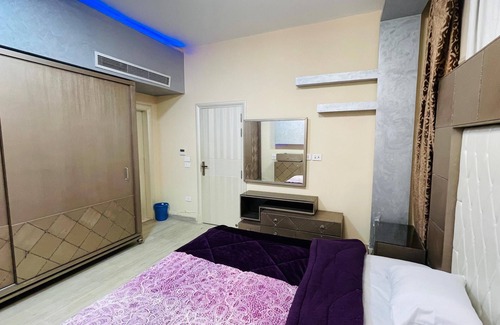 Sheikh Zayed City Other | Castle with 7 bedrooms&private pool&garden in Royal City Compound-Sheikh Zayed