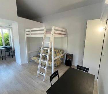 Castres Apartment | Castres maisonnette proche du centre ville, parking et jardin