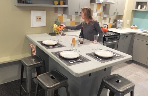 Hamilton Apartment | Casual Contemporary Apartment in the Historic Downtown Wesley Building.