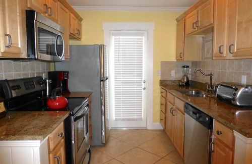 Sea Pines Villa | Casually Elegant Villa: Patio for Relaxing; Short Walk to Beach; on Golf Course