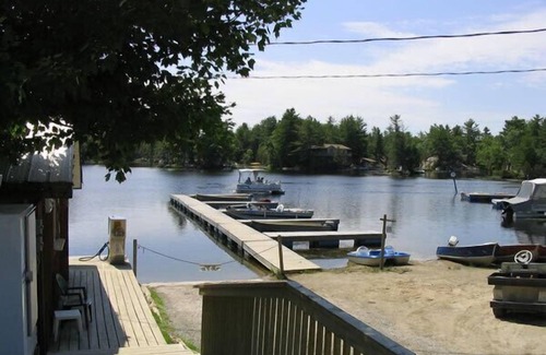 Trent Lakes Cottage | Catalina Bay Resort 3 Bed Stan - Buckhorn