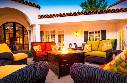 Hummingbird Vista Villa | Catalina by AvantStay | 6BR Private Grand Estate | Gorgeous Backyard & Pool