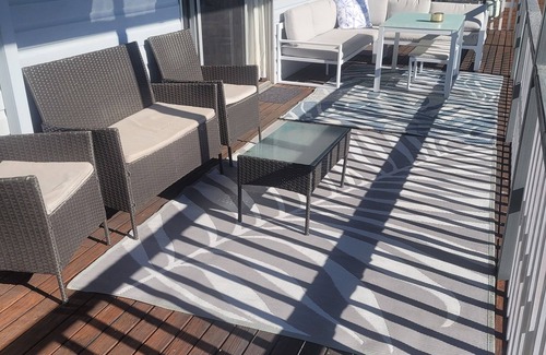 Catalina House | Catalina Coastal Getaway/Family friendly home