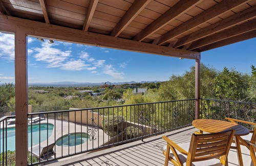 Tucson House | Catalina Foothills, 5 bedroom, Heated Pool and Spa, Views, Sleeps 16+