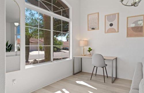 Oro Valley House | Catalina Pool-side Hideaway 4 Bed 3 Bath