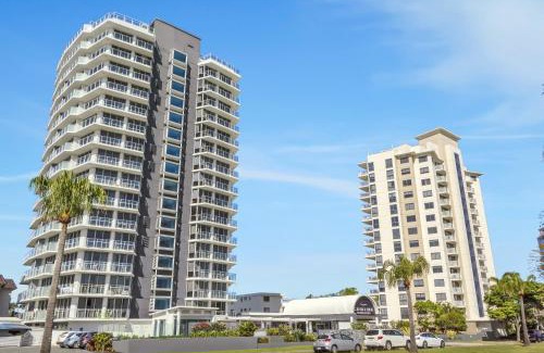 Maroochydore Apartment | Catalina Resort